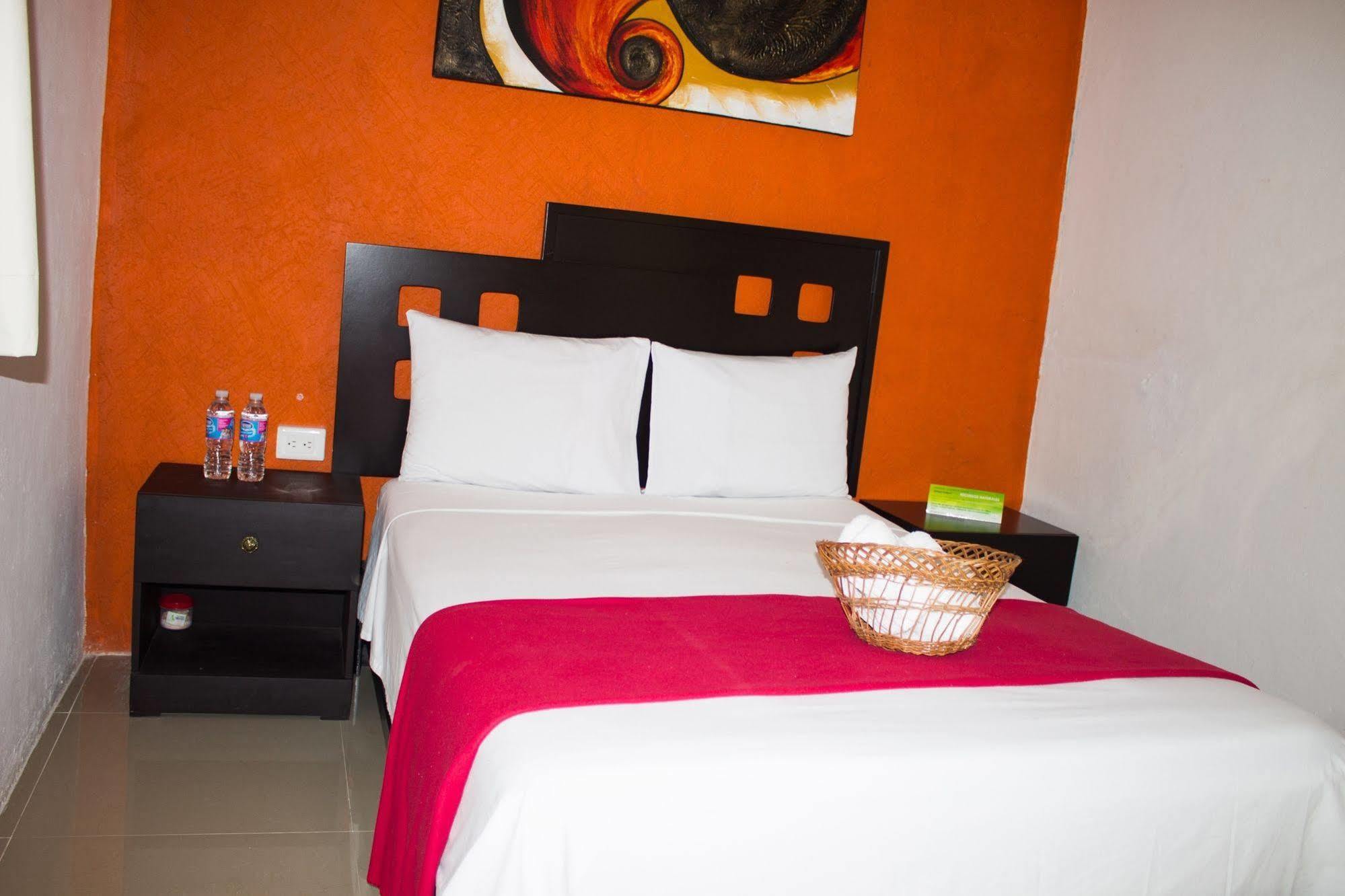 Rosvel Hotel Palenque Eksteriør billede